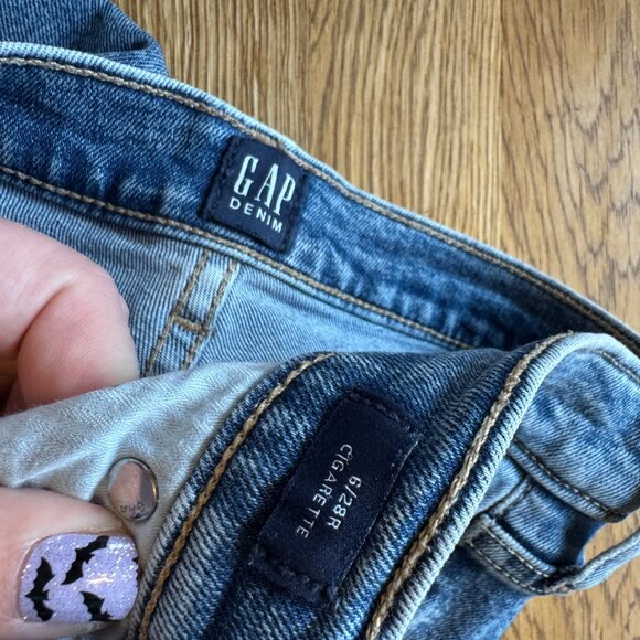 GAP Denim Distressed Cigarette Jeans Size 6/28 Regular - Picture 8 of 14